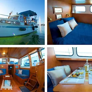 **** Bateau-hôtel Homeboat-maison Flottante Suisse