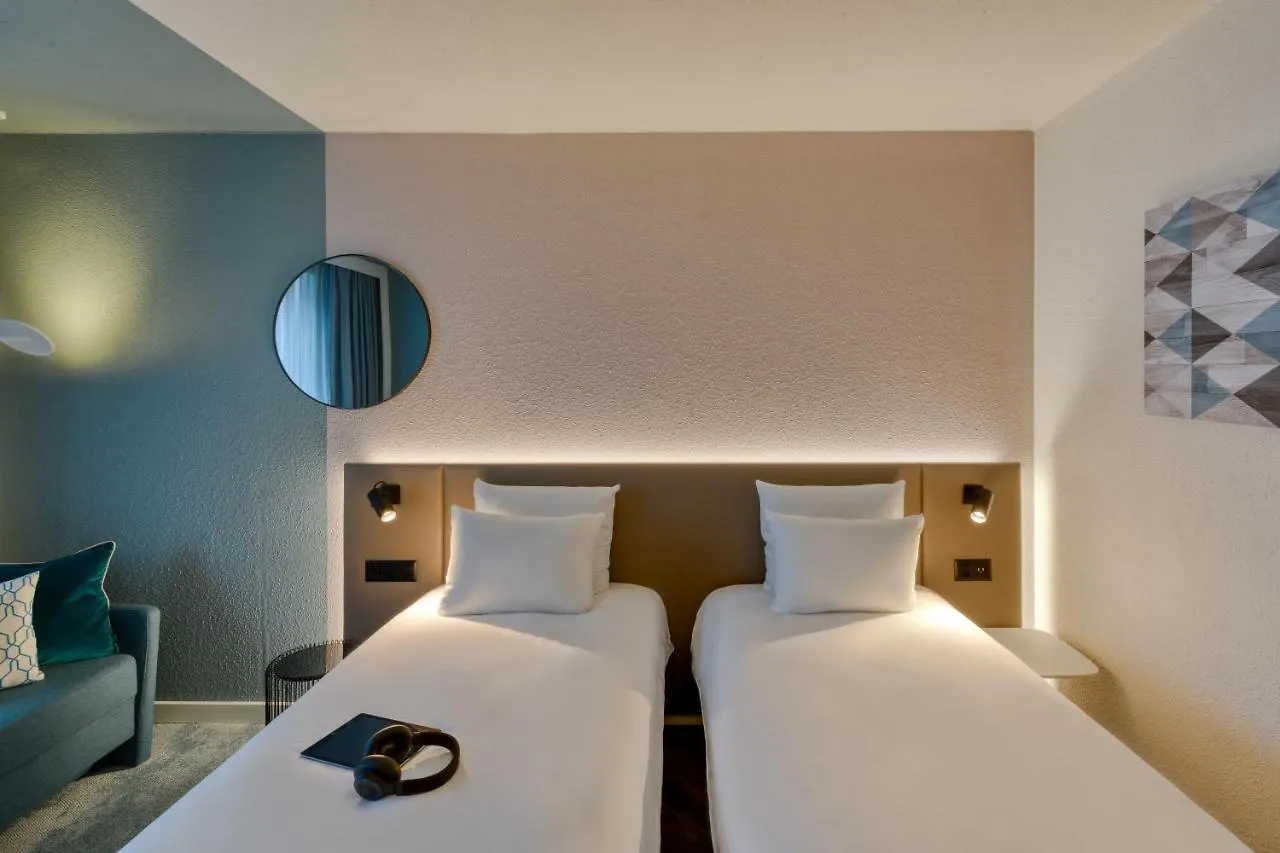 Otel Novotel Zurich City West