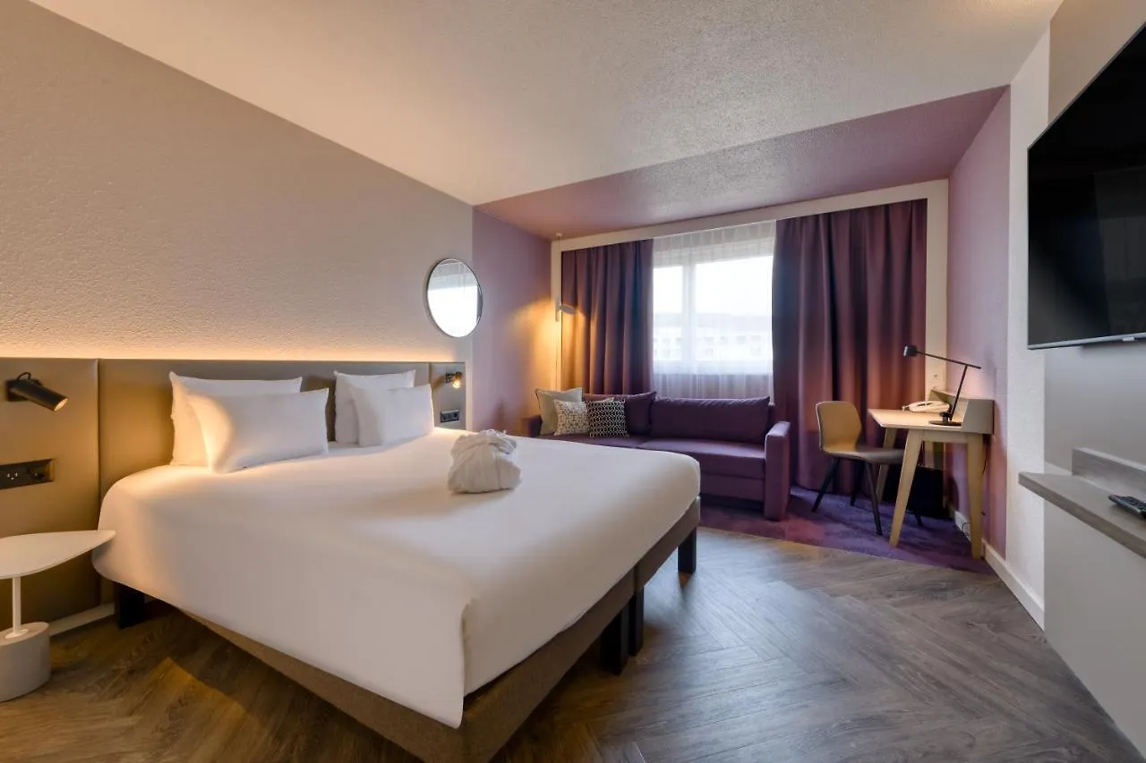 Novotel Zurich City West 4*,  Suisse