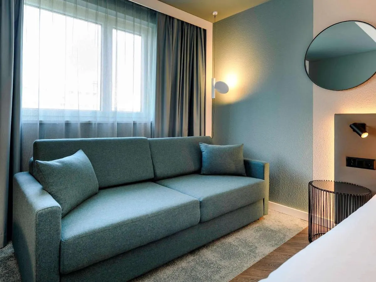 Novotel Zurich City West Hotel