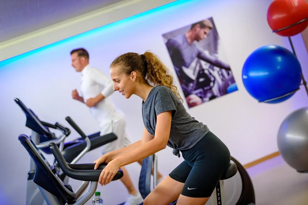 **** Hotel Novotel Zurich City West Švýcarsko